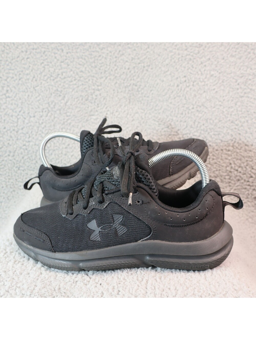 Under Armour Charged Assert 10 Running 3026182-002 Youth 7Y
